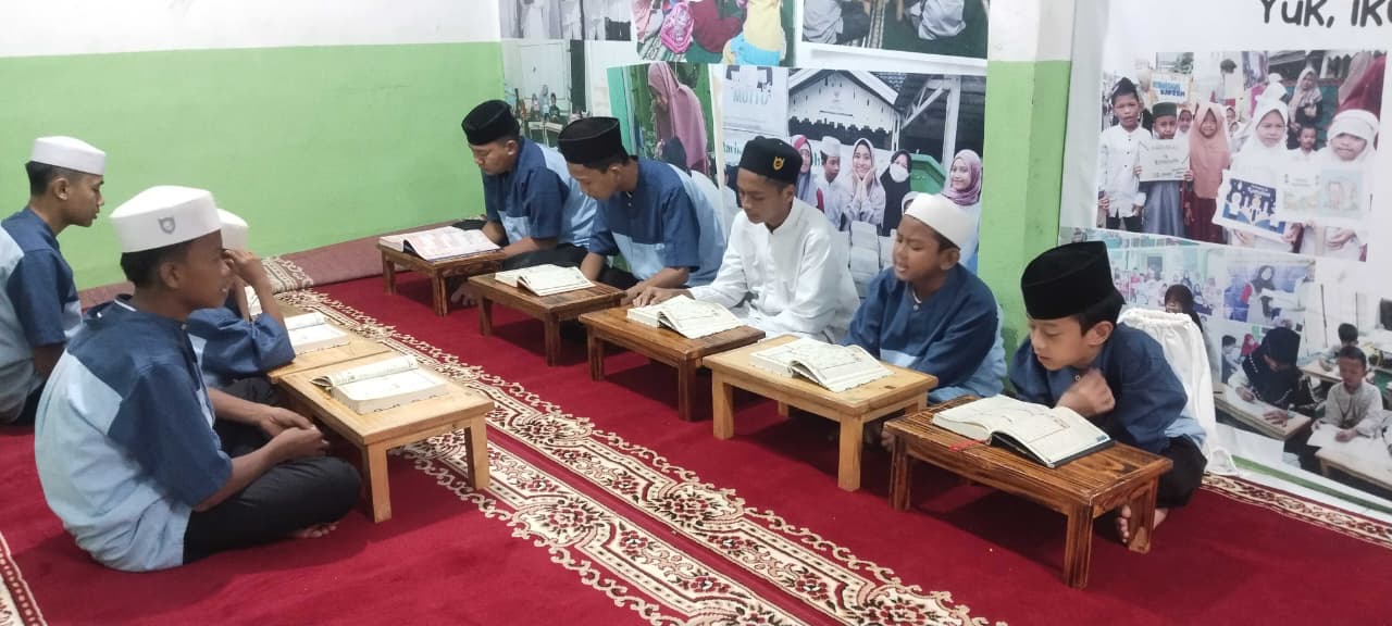 Menenun Masa Depan Gemilang: Kegiatan TPA Tahfidzul Qur'an Juz 30 Bersama Yayasan Tunas Harapan Pertiwi